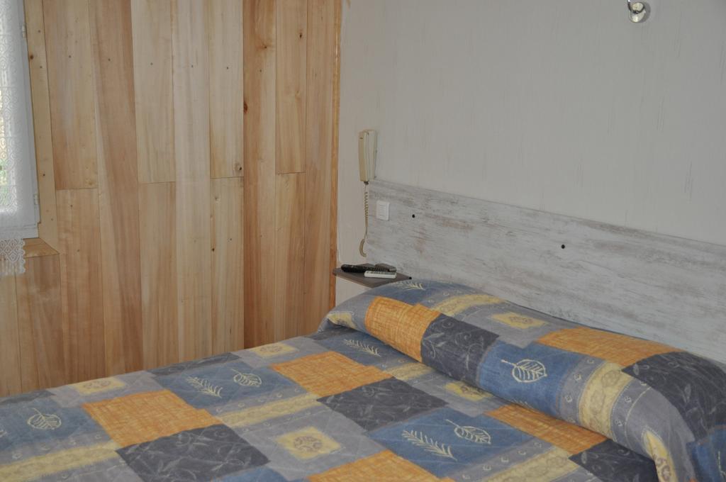 Auberge Des Platanes La Roque-Gageac Szoba fotó