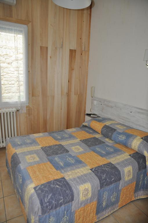 Auberge Des Platanes La Roque-Gageac Szoba fotó